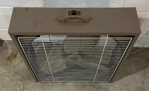 lot 88 image: Vintage Box Fan