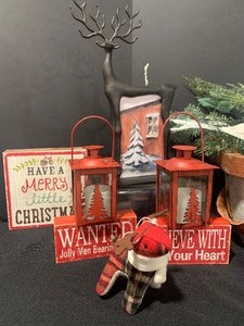 lot 150 image: Absolutely Amazing Christmas Lot