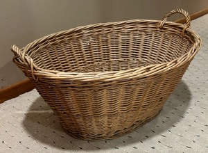 lot 99 image: Big Old Basket
