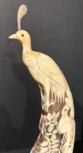 lot 100 image: 7 Seas Hand Carved Buffalo Horn Decor from Thailand