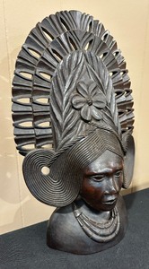 lot 106 image: Carved Wooden Bali Woman Bust Sculpture