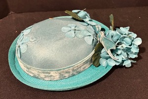 lot 114 image: Four Fancy Vintage Hats
