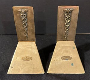 lot 281 image: Brass Bookends by Lederle