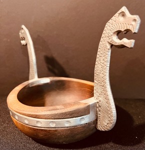 lot 191 image: Rare Norwegian Viking Ceremonial Drinking Vessel by Saga-Tinn Pewter Norway