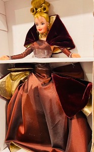 lot 250 image: Vintage Barbie Couture in the Box