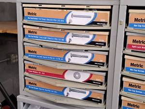 lot 61 image: Lot of (1) Hillman MetalPlastic Parts Organizer Storage Cabinet 5-bin with Metric Hex Cap Screws, Fender  Washers
