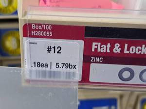 lot 124 image: Lot of (385) Hillman 316 Zinc Flat Washers USS #H270052