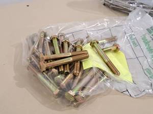 lot 137 image: Lot of (37) Hillman Cap Screws 516x2-12  Hex Head #220590
