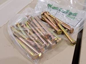 lot 139 image: Lot of (25) Hillman Cap Screws 516x3-12  Hex Head #220599