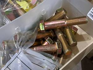 lot 155 image: Lot of (11) Hillman Cap Screws 34x4  Hex Head #220802