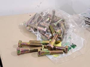 lot 187 image: Lot of (35) Hillman Cap Screws 12x2-12  Hex Head #220941