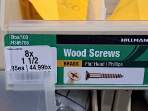lot 333 image: Lot of (200) Hillman Brass Wood Screws 8x1-12  Flat Head  Phillips Drive #H385706