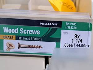 lot 340 image: Lot of (200) Hillman Brass Wood Screws 9x1-14  Flat Head  Phillips Drive #H385728