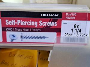 lot 356 image: Lot of (225) Hillman Self-Piercing Screws 8x1-14  Truss Head  Phillips Drive #H82209