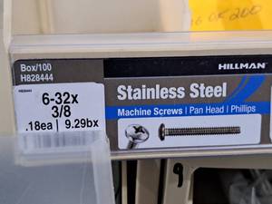 lot 381 image: Lot of (200) Hillman Stainless Steel Machine Screws 6-32x38  Pan Head  Phillips Drive #H828444