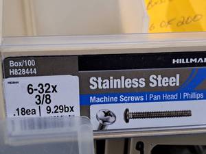 lot 382 image: Lot of (100) Hillman Stainless Steel Machine Screws 6-32x38  Pan Head  Phillips Drive #H828444