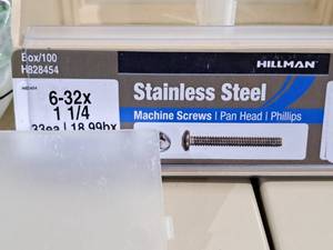 lot 389 image: Lot of (200) Hillman Stainless Steel Machine Screws 6-32x1-14  Pan Head  Phillips Drive #H828454