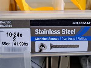 lot 445 image: Lot of (100) Hillman Stainless Steel Machine Screws 10-24x2  Oval Head  Phillips Drive #H825914