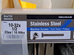 lot 452 image: Lot of (100) Hillman Stainless Steel Machine Screws 10-32x12  Oval Head  Phillips Drive #H825932