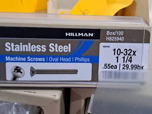 lot 457 image: Lot of (125) Hillman Stainless Steel Machine Screws 10-32x1-14  Oval Head  Phillips Drive #H825940