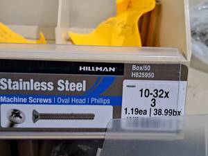 lot 465 image: Lot of (50) Hillman Stainless Steel Machine Screws 10-32x3  Oval Head  Phillips Drive #H825950