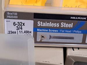 lot 482 image: Lot of (250) Hillman Stainless Steel Machine Screws 6-32x34  Flat Head  Phillips Drive #H825450