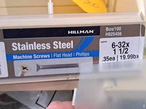lot 489 image: Lot of (100) Hillman Stainless Steel Machine Screws 6-32x1-12  Flat Head  Phillips Drive #H825456