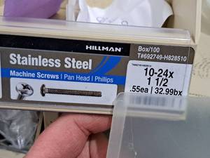 lot 524 image: Lot of (100) Hillman Stainless Steel Machine Screws 10-24x1-12  Pan Head  Phillips Drive #H828510
