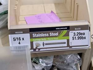 lot 531 image: Lot of (47) Hillman Stainless Steel Carriage Bolts 516x4  Round Head #H832586