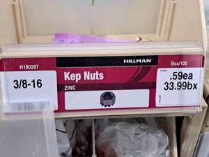 lot 568 image: Lot of (190) Hillman 38-16 Zinc Kep Nuts #H180287