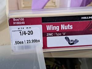 lot 570 image: Lot of (100) Hillman 14-20 Zinc Wing Nuts  Type A #H180249