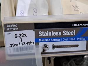 lot 585 image: Lot of (250) Hillman Stainless Steel Machine Screws 6-32x1  Oval Head  Phillips Drive #H825852