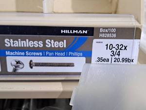 lot 625 image: Lot of (100) Hillman Stainless Steel Machine Screws 10-32x34  Pan Head  Phillips Drive #H828536