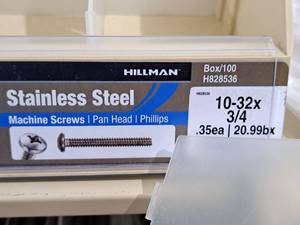 lot 626 image: Lot of (200) Hillman Stainless Steel Machine Screws 10-32x34  Pan Head  Phillips Drive #H828536