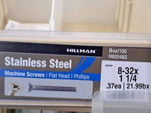lot 639 image: Lot of (200) Hillman Stainless Steel Machine Screws 8-32x1-14  Flat Head  Phillips Drive #H825482