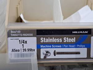 lot 663 image: Lot of (100) Hillman Stainless Steel Machine Screws 14x1  Pan Head  Phillips Drive #H828590