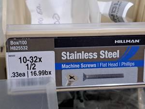 lot 674 image: Lot of (100) Hillman Stainless Steel Machine Screws 10-32x12  Flat Head  Phillips Drive #H825532