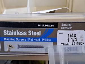 lot 725 image: Lot of (200) Hillman Stainless Steel Machine Screws 14x1-14  Flat Head  Phillips Drive #H825592