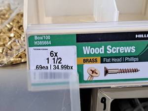 lot 751 image: Lot of (250) Hillman Brass Wood Screws 6x1-12  Flat Head  Phillips Drive #H385664