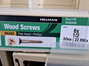 lot 754 image: Lot of (200) Hillman Brass Wood Screws 8x12  Flat Head  Phillips Drive #H385696