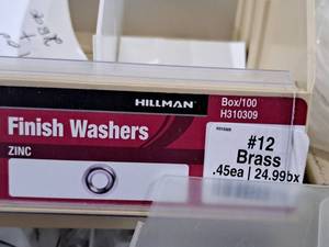 lot 917 image: Lot of (250) Hillman #12 Brass Plated Zinc Finish Washers #H310309