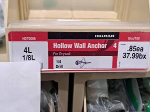 lot 1005 image: Lot of (200) Hillman 4L 18L Hollow Wall Anchor  14 Drill  For Drywall #H370006