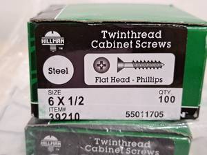 lot 1835 image: Lot of (300) Hillman Twinthread Cabinet Screws 6x12  Flat Head  Phillips Drive #H39210