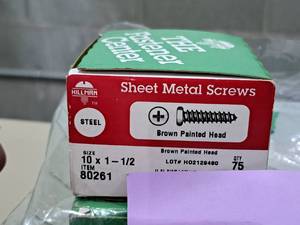 lot 1843 image: Lot of (250) Hillman Sheet Metal Screws 10x1-12  Brown Painted Head  Phillips Drive #H80261