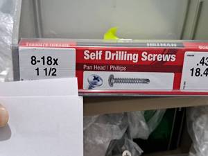 lot 1178 image: Lot of (200) Hillman Self Drilling Screws 8-18x1-12  Pan Head  Phillips Drive #H560280
