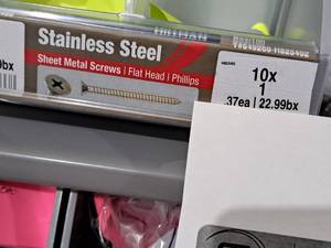 lot 1315 image: Lot of (200) Hillman Stainless Steel Sheet Metal Screws 10x1  Flat Head  Phillips Drive #H823492