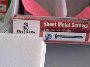lot 1417 image: Lot of (300) Hillman Zinc Sheet Metal Screws 4x38  Pan Head  Phillips Drive #H80003