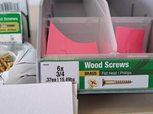 lot 1419 image: Lot of (270) Hillman Brass Wood Screws 6x34  Flat Head  Phillips Drive #H385658