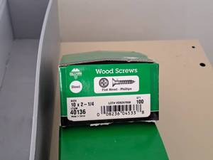 lot 1435 image: Lot of (100) Hillman Brass Wood Screws 10x2-14  Flat Head  Phillips Drive #H40136