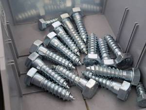 lot 1505 image: Lot of (24) Lag Screws 12x-1-12